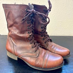 Steve Madden brown combat style boots. Women’s size 8.5